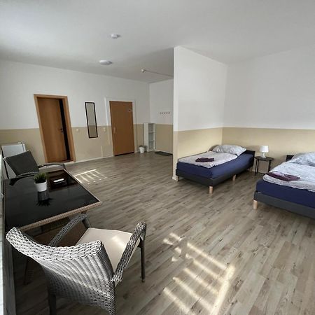 Doppelzimmer Mit Bad- Fernseher Meine Bagian luar foto